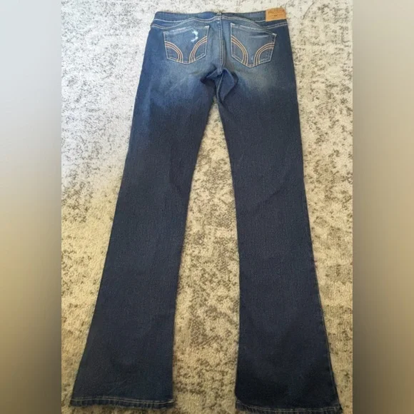 Y2k SUPER low rise Hollister Bootcut Jeans Dark Wash Ripped Size: 10 / 9Regular - Picture 2 of 4